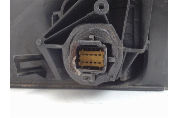Recambio de retrovisor electrico derecho para renault megane ii grandtour referencia OEM IAM   