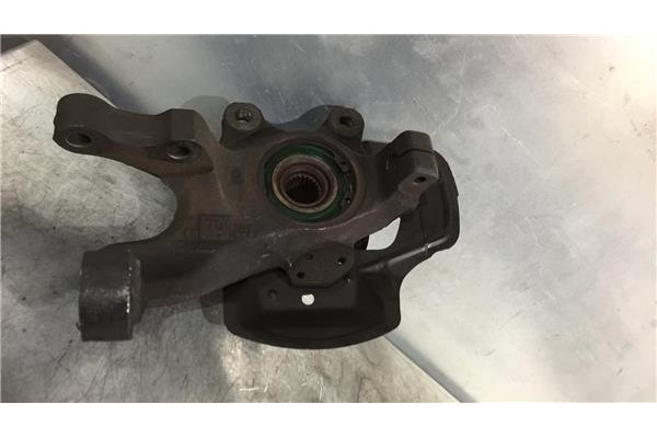 Recambio de mangueta delantero izquierda para opel corsa b 1.2 i 16v referencia OEM IAM 90539906  