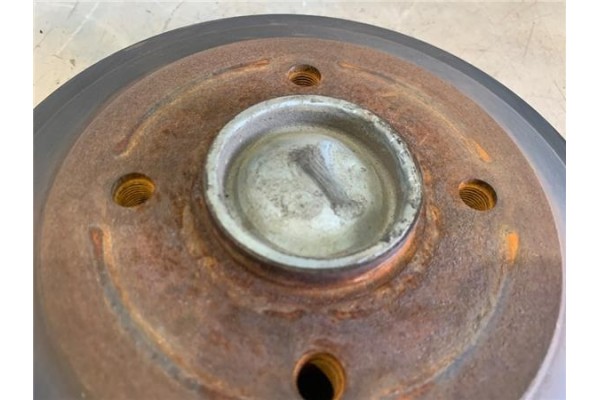 Recambio de disco freno trasero izquierdo para citroen c3 1.1 i referencia OEM IAM 424746  