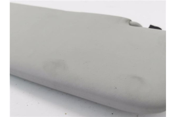 Recambio de parasol derecho para peugeot bipper 1.4 básico referencia OEM IAM 1681654880 8143ZF 