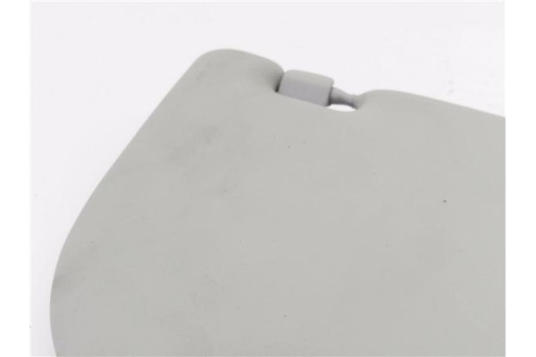 Recambio de parasol derecho para peugeot bipper 1.4 básico referencia OEM IAM 1681654880 8143ZF 