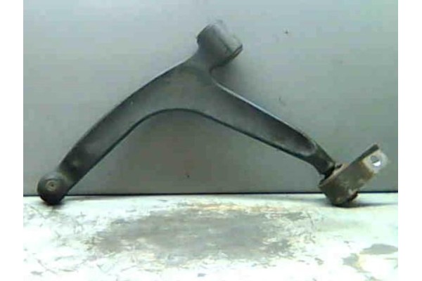 Recambio de brazo inferior delantero izquierdo para citroen xsara picasso (1999) 2.0 hdi referencia OEM IAM   