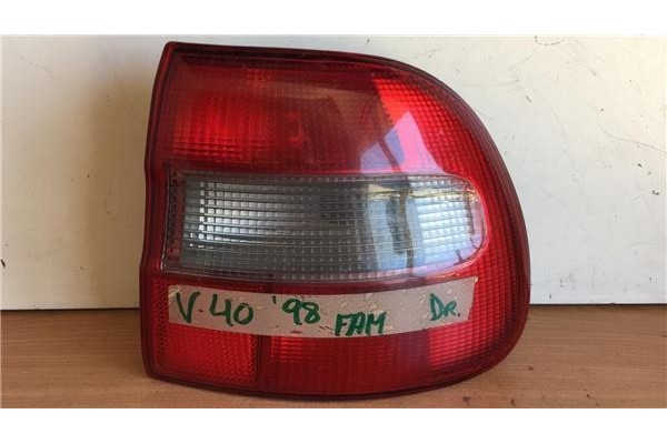 Recambio de piloto trasero izquierdo para volvo v40 familiar (1995) 1.6 [1,6 ltr. - 77 kw cat] referencia OEM IAM 30887333  