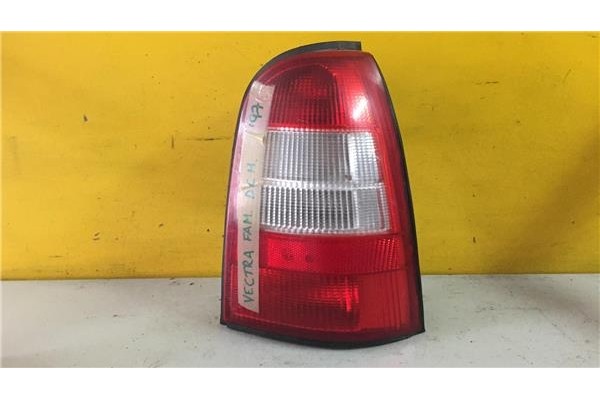 Recambio de piloto trasero derecho para opel vectra b caravan (1996) 1.6 básico (1999) [1,6 ltr. - 74 kw 16v] referencia OEM IAM