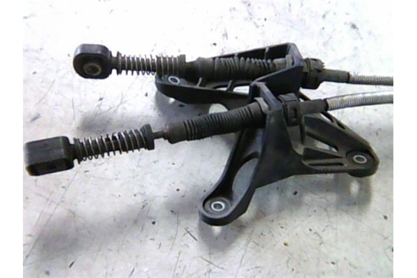Recambio de varillas de cambio para volkswagen golf v (1k1) 1.9 tdi referencia OEM IAM 1K0711061B  