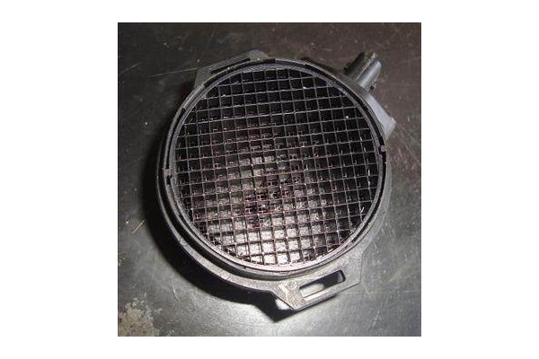 Recambio de caudalimetro para saab 9-3 berlina 2.2 tid referencia OEM IAM 0281002443 0281002212 