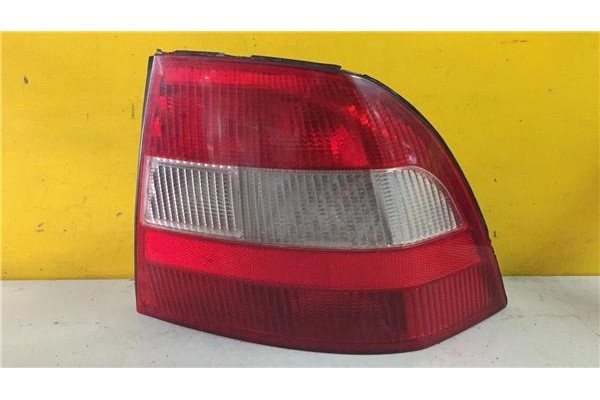 Recambio de piloto trasero derecho para opel vectra b berlina (1995) 1.7 básico (1999) [1,7 ltr. - 60 kw turbodiesel (17 dt / lu