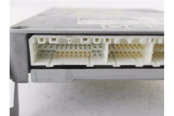 Recambio de centralita para toyota yaris (ncp1/nlp1/scp1) 1.0 16v referencia OEM IAM 8966152065 2110007215 