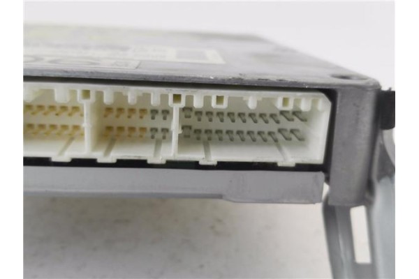 Recambio de centralita para toyota yaris (ncp1/nlp1/scp1) 1.0 16v referencia OEM IAM 8966152065 2110007215 