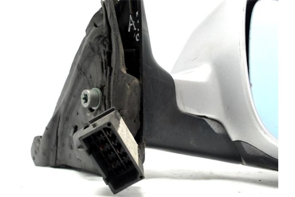 Recambio de retrovisor electrico derecho para audi a3 (8l) referencia OEM IAM   