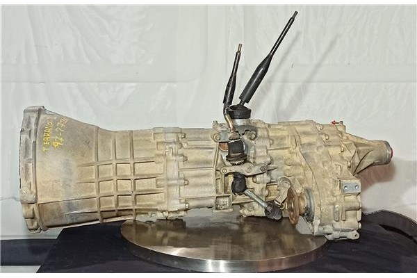 Recambio de caja cambios manual para nissan terrano ii (r20) 2.7 tdi 4wd referencia OEM IAM 3213162342 32101G2342 