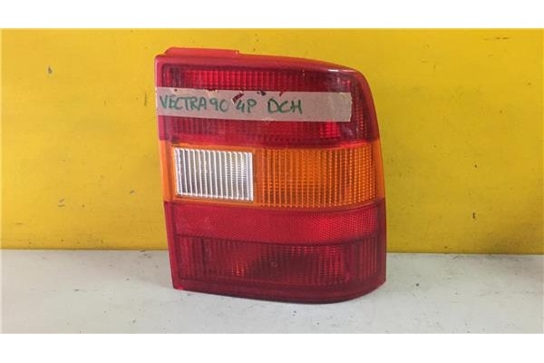 Recambio de piloto trasero derecho para opel vectra a (1988) 1.7 cd [1,7 ltr. - 42 / 44 kw diesel] referencia OEM IAM E11977  