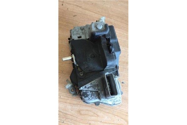 Recambio de cierre electromagnetico delantero izquierdo para citroen xsara picasso 2.0 hdi vivace referencia OEM IAM   