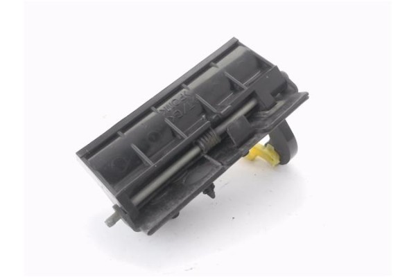 Recambio de maneta exterior porton para kia carnival 2.9 crdi referencia OEM IAM 817204D000  