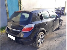 opel astra h berlina (2004) del año 