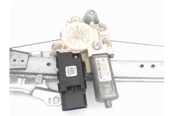 Recambio de mecanismo elevalunas trasero derecho para mercedes-benz clase a (bm 168) referencia OEM IAM A1688203242  A1687302246