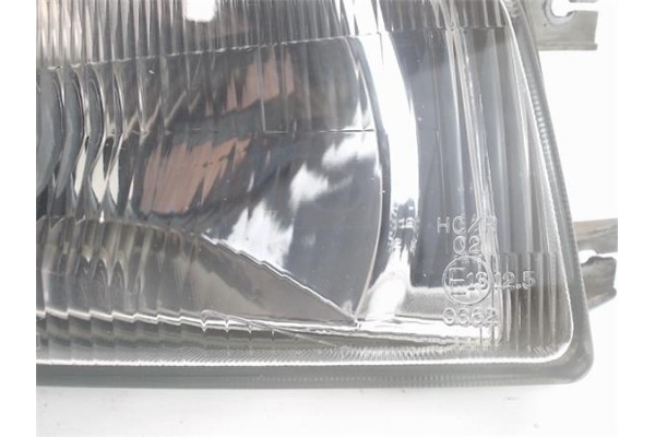 Recambio de faro delantero dcho para mitsubishi galloper (hyundai) referencia OEM IAM 92120M21 92120M2100 