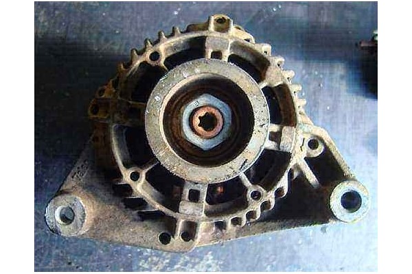 Recambio de alternador para citroen saxo 1.1 x referencia OEM IAM 9631325080 A11VI89 