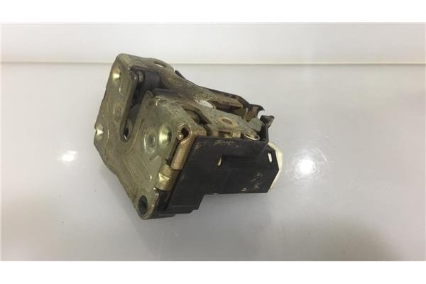 Recambio de cierre electromagnetico delantero derecho para renault clio ii (xbo) 1.5d dci 80cv referencia OEM IAM   