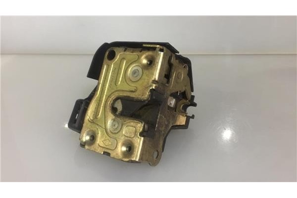 Recambio de cierre electromagnetico delantero izquierdo para renault clio ii (xbo) 1.5d dci 80cv referencia OEM IAM   