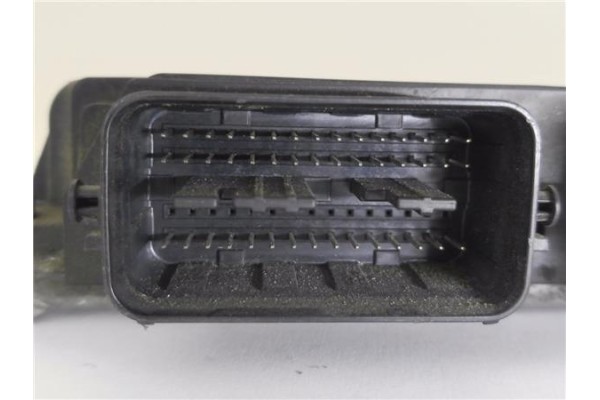 Recambio de centralita para suzuki swift iii (sg) 1.3 referencia OEM IAM M132WDMTEU 3392062J00 