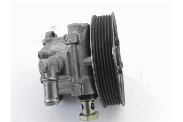 Recambio de bomba servodireccion para land rover freelander soft top 2.0 di referencia OEM IAM 7690974  