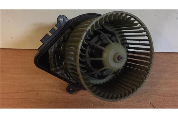 Recambio de motor calefaccion para citroen xantia berlina 2.0 i referencia OEM IAM  N32602190L 