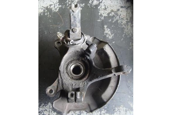 Recambio de mangueta delantero derecha para suzuki swift iii (sg) 1.3 referencia OEM IAM 4511162J10  