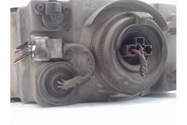 Recambio de faro delantero dcho para mitsubishi galloper (hyundai) referencia OEM IAM 92120M21 92120M2100 