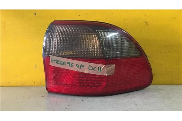Recambio de piloto trasero derecho para opel omega b (1994) 2.0 dti 16v referencia OEM IAM GM45286  