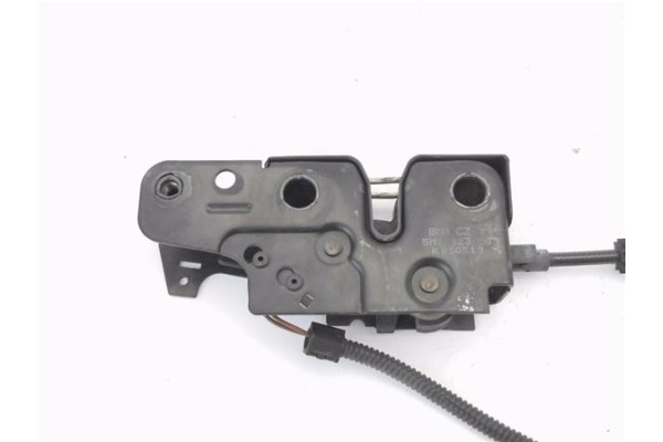Recambio de cerradura capo para volkswagen golf v plus (5m1) 1.9 tdi referencia OEM IAM 5M1823509  