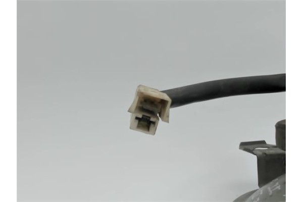 Recambio de faro larga distancia para volkswagen polo ii (867/871/873) referencia OEM IAM   