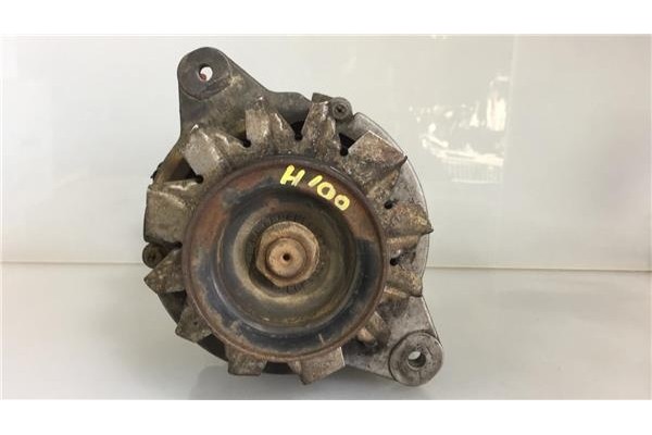 Recambio de alternador para hyundai h100 furgón 2.5 d referencia OEM IAM   
