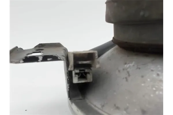 Recambio de faro larga distancia para volkswagen polo ii (867/871/873) referencia OEM IAM   