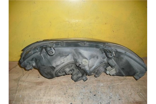 Recambio de faro delantero dcho para opel zafira a 2.0 comfort referencia OEM IAM 93175371  