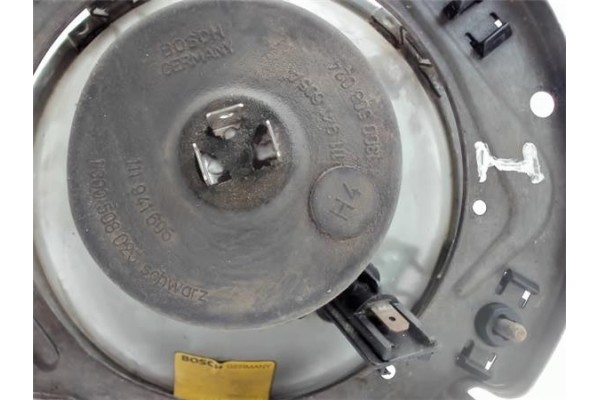 Recambio de faro delantero izquierdo para volkswagen polo ii (867/871/873) referencia OEM IAM  0301400009 