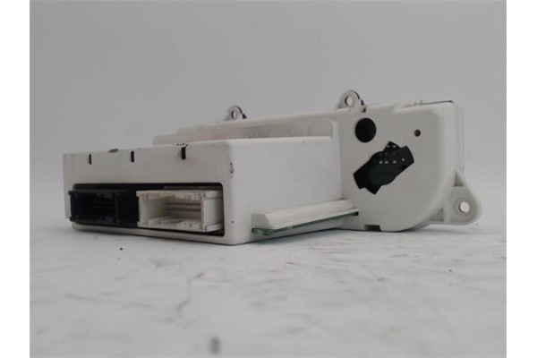 Recambio de mandos climatizador para ford mondeo iii sedán (b4y) 1.8 16v referencia OEM IAM 1S7H18C612BB  