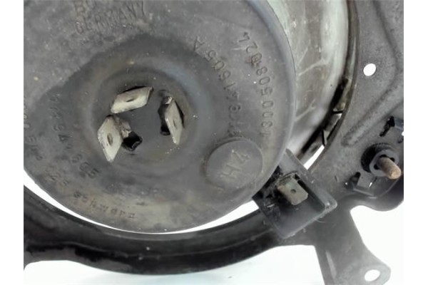 Recambio de faro delantero dcho para volkswagen polo ii (867/871/873) referencia OEM IAM 861941039AC  