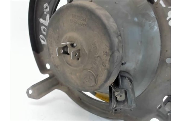 Recambio de faro delantero dcho para volkswagen polo ii (867/871/873) referencia OEM IAM 861941039AC  