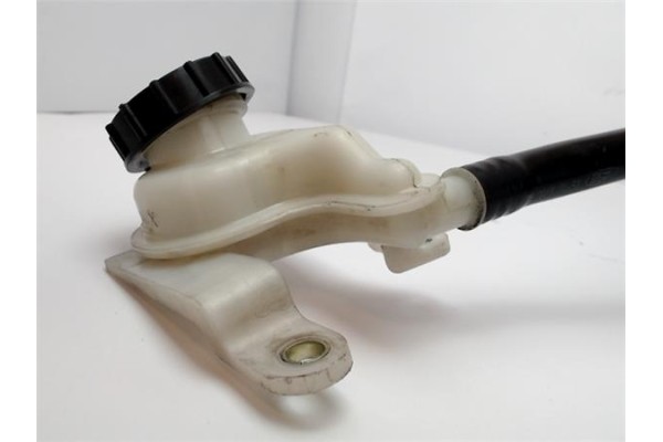 Recambio de bomba freno para ford fiesta vi 1.4 tdci referencia OEM IAM 0204054029 A01712A 