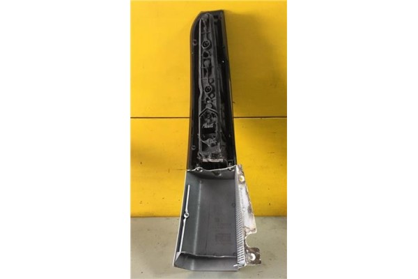 Recambio de piloto trasero derecho para opel meriva (2006) 1.3 cosmo [1,3 ltr. - 55 kw 16v cdti] referencia OEM IAM 13196004  