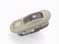 Recambio de mando elevalunas trasero izquierdo para kia carnival 2.9 crdi referencia OEM IAM 202006138  