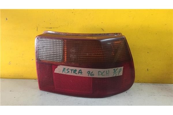 Recambio de piloto trasero derecho para opel astra f berlina (1991) 1.6 cd [1,6 ltr. - 52 kw cat] referencia OEM IAM 394448  