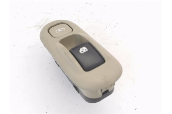 Recambio de mando elevalunas trasero izquierdo para kia carnival 2.9 crdi referencia OEM IAM 202006138  