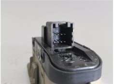 Recambio de mando elevalunas trasero izquierdo para kia carnival 2.9 crdi referencia OEM IAM 202006138  