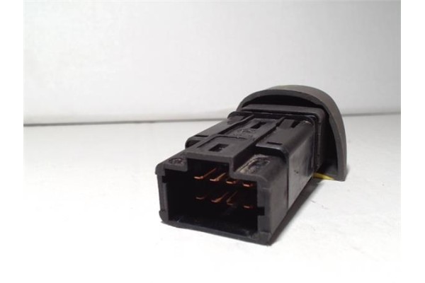 Recambio de interruptor luces emergencia para renault scenic i (ja...) 1.6 16v privilege referencia OEM IAM   