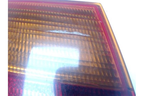 Recambio de piloto trasero izquierdo para audi a4 berlina (b5) referencia OEM IAM 8D9945111  