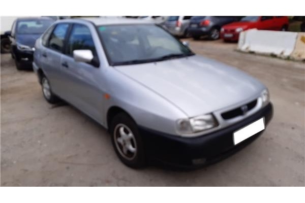 seat cordoba berlina (6k2) del año 1998