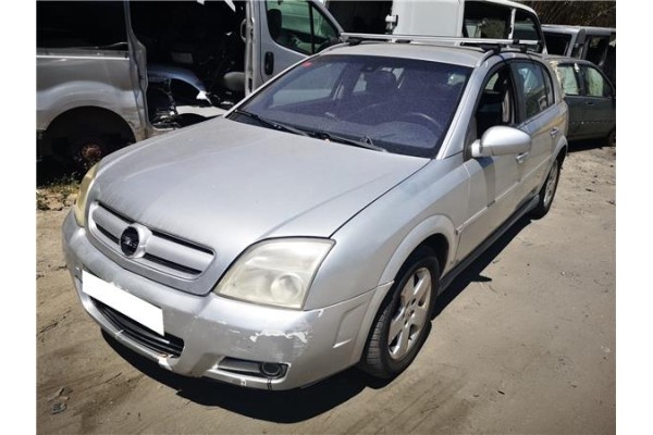 opel signum del año 2004