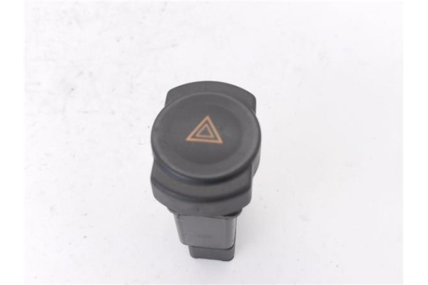 Recambio de interruptor luces emergencia para dacia sandero i 1.4 referencia OEM IAM 602232A  